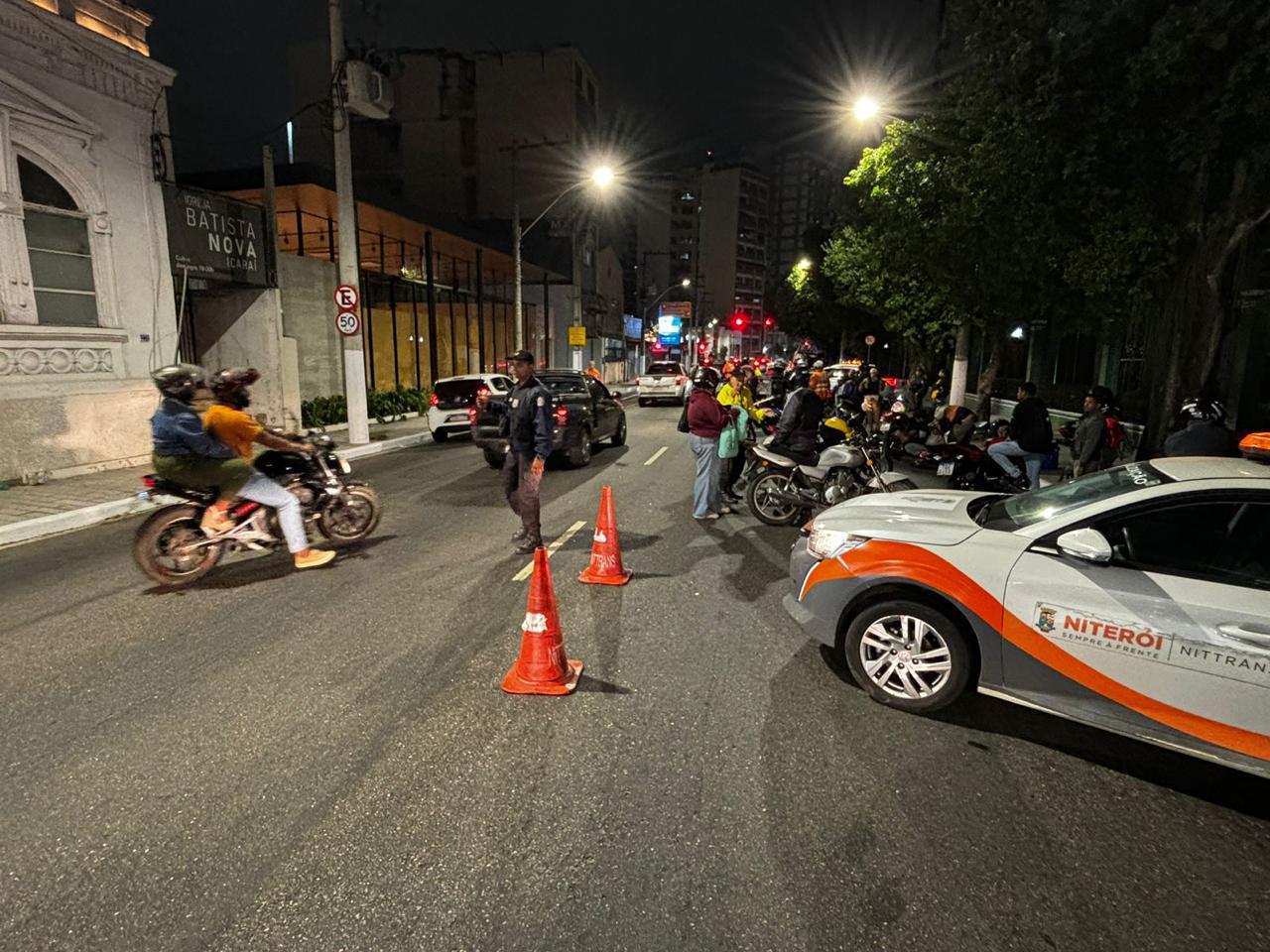 Prefeitura multa 16 motos em ação contra veículos barulhentos em Icaraí