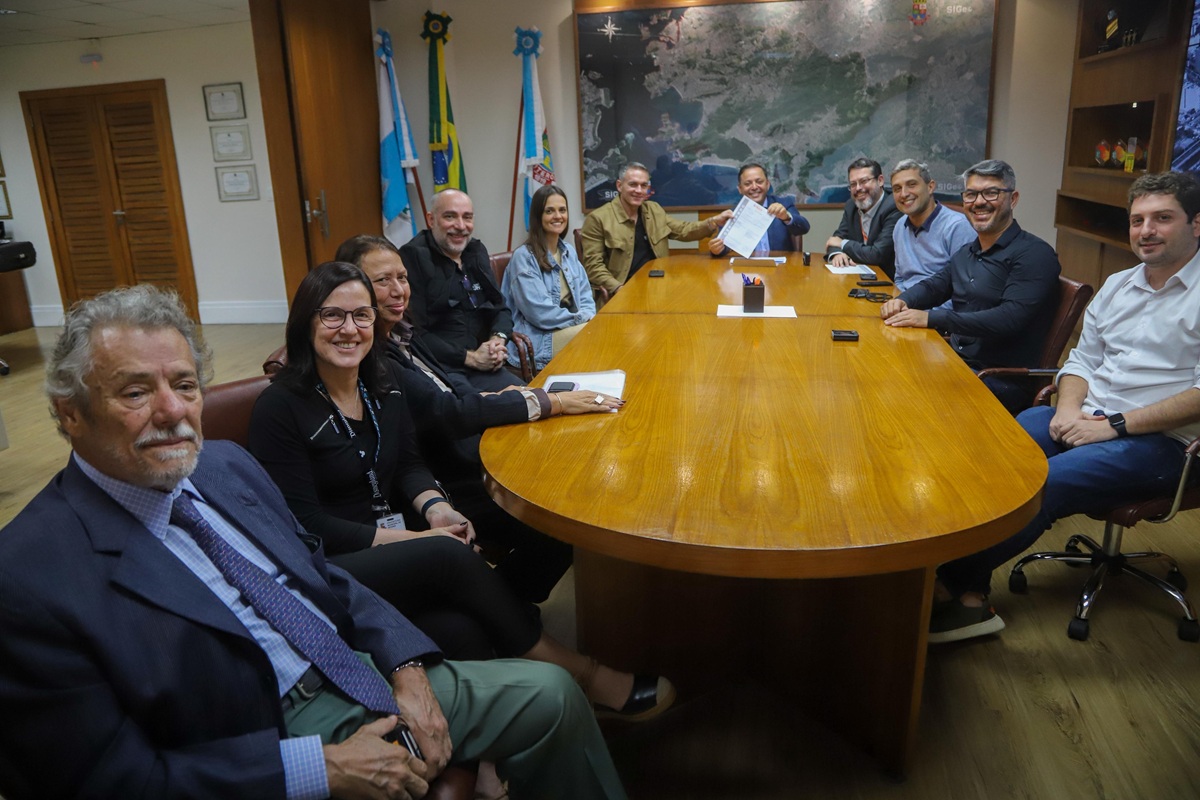 Prefeitura entrega licença da obra de um dos maiores empreendimentos do Centro